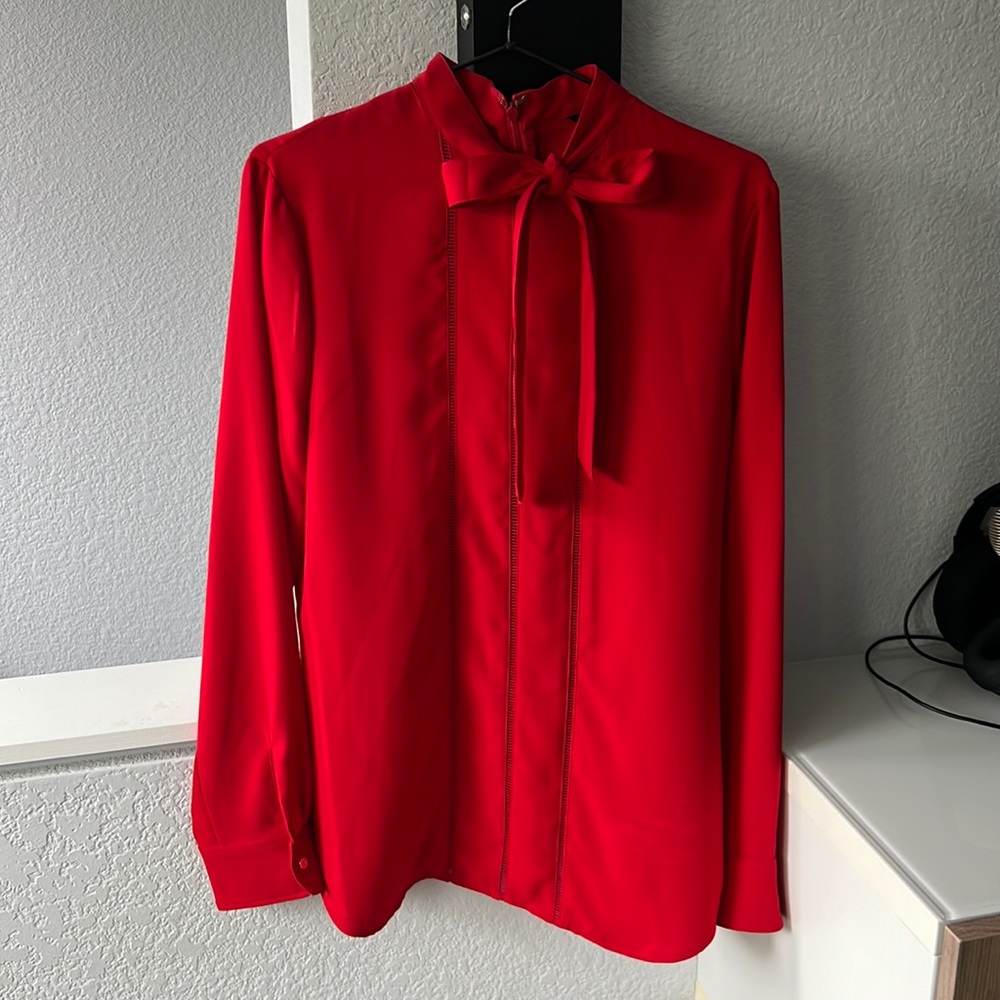 Ralph Lauren red tie top, with long sleeve, gold buttons, and collar bow (10)